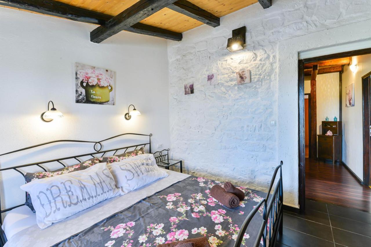Villa Mia Sukošan Buitenkant foto