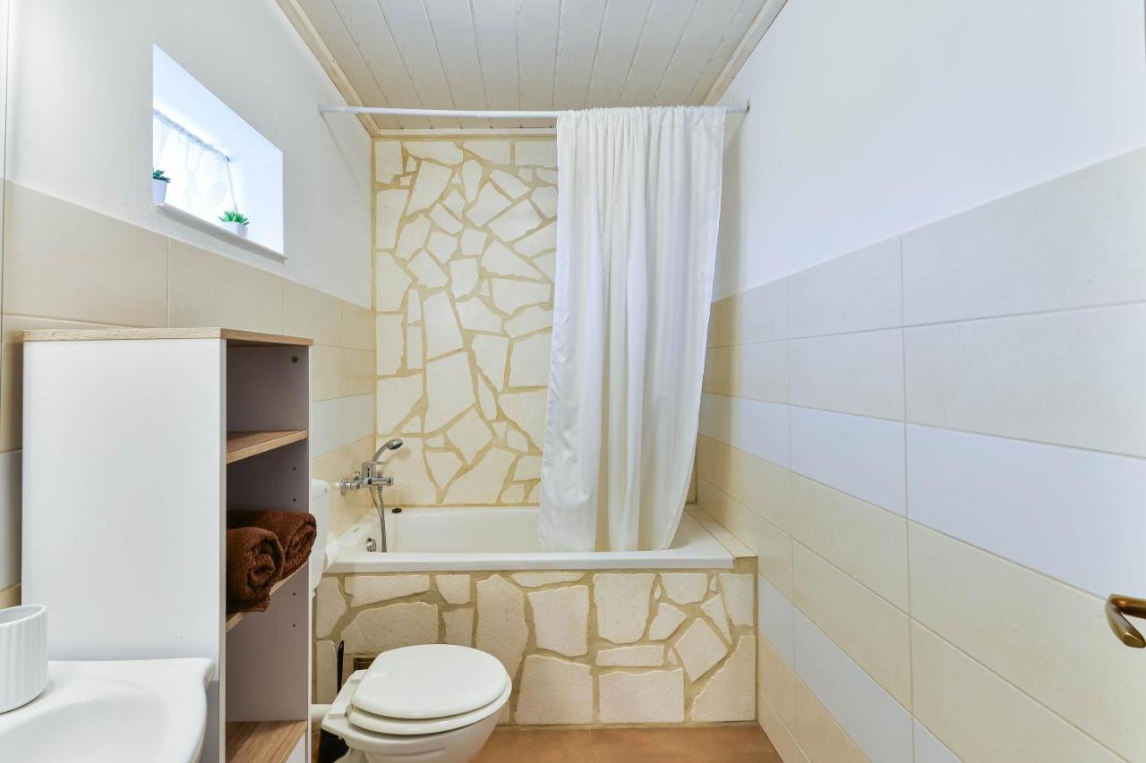 Villa Mia Sukošan Buitenkant foto