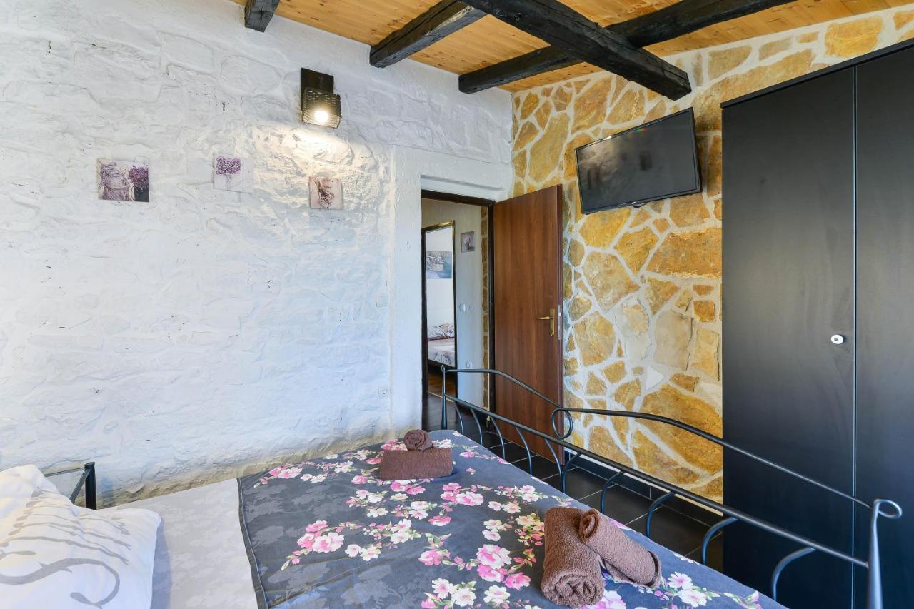 Villa Mia Sukošan Buitenkant foto