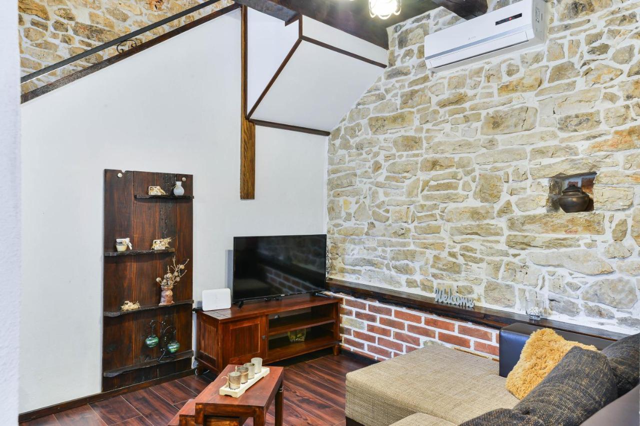 Villa Mia Sukošan Buitenkant foto