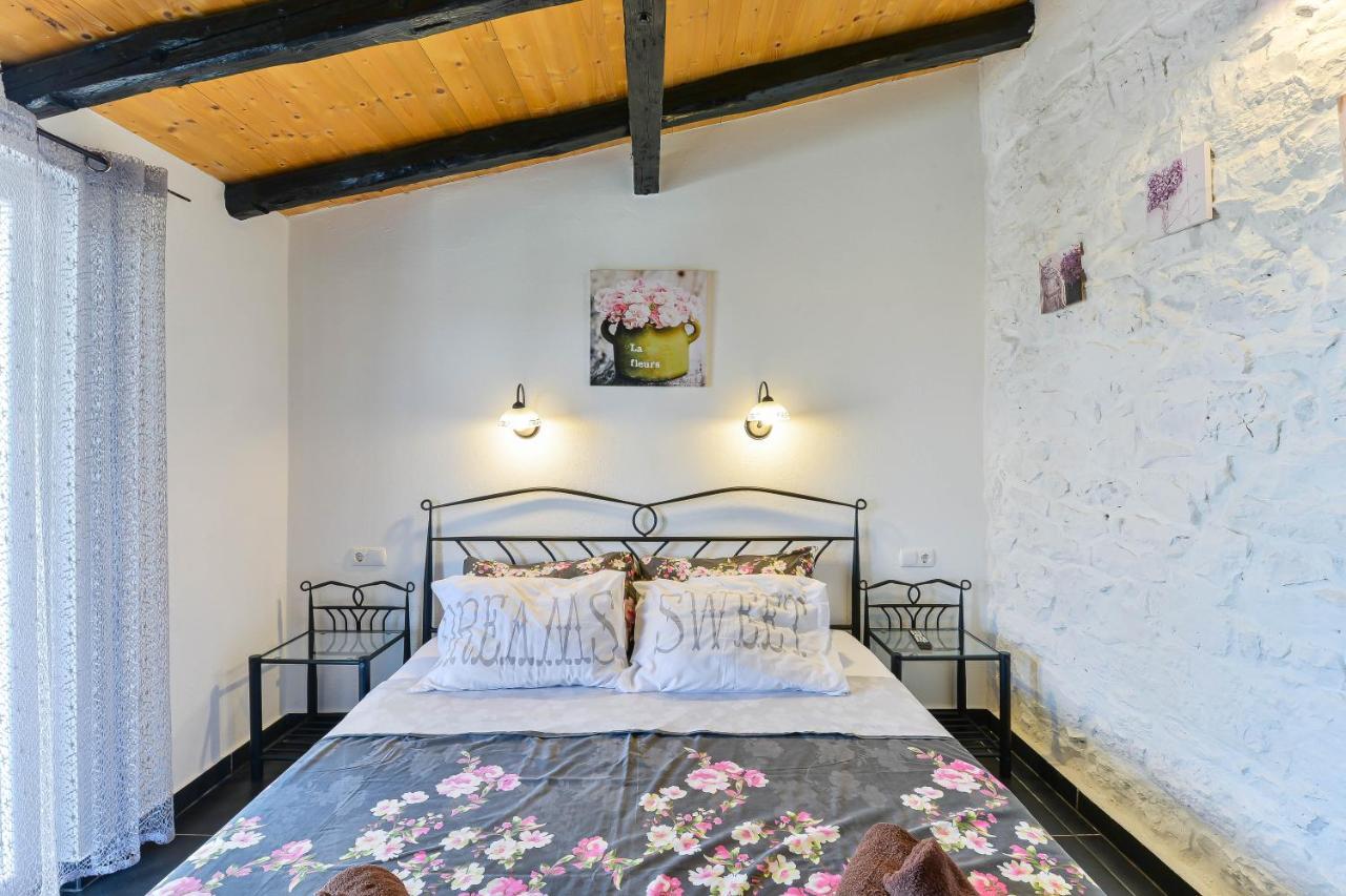 Villa Mia Sukošan Buitenkant foto