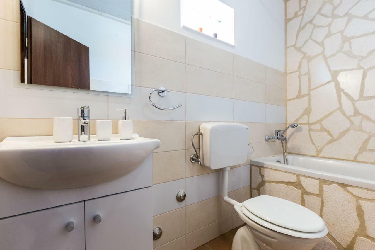 Villa Mia Sukošan Buitenkant foto
