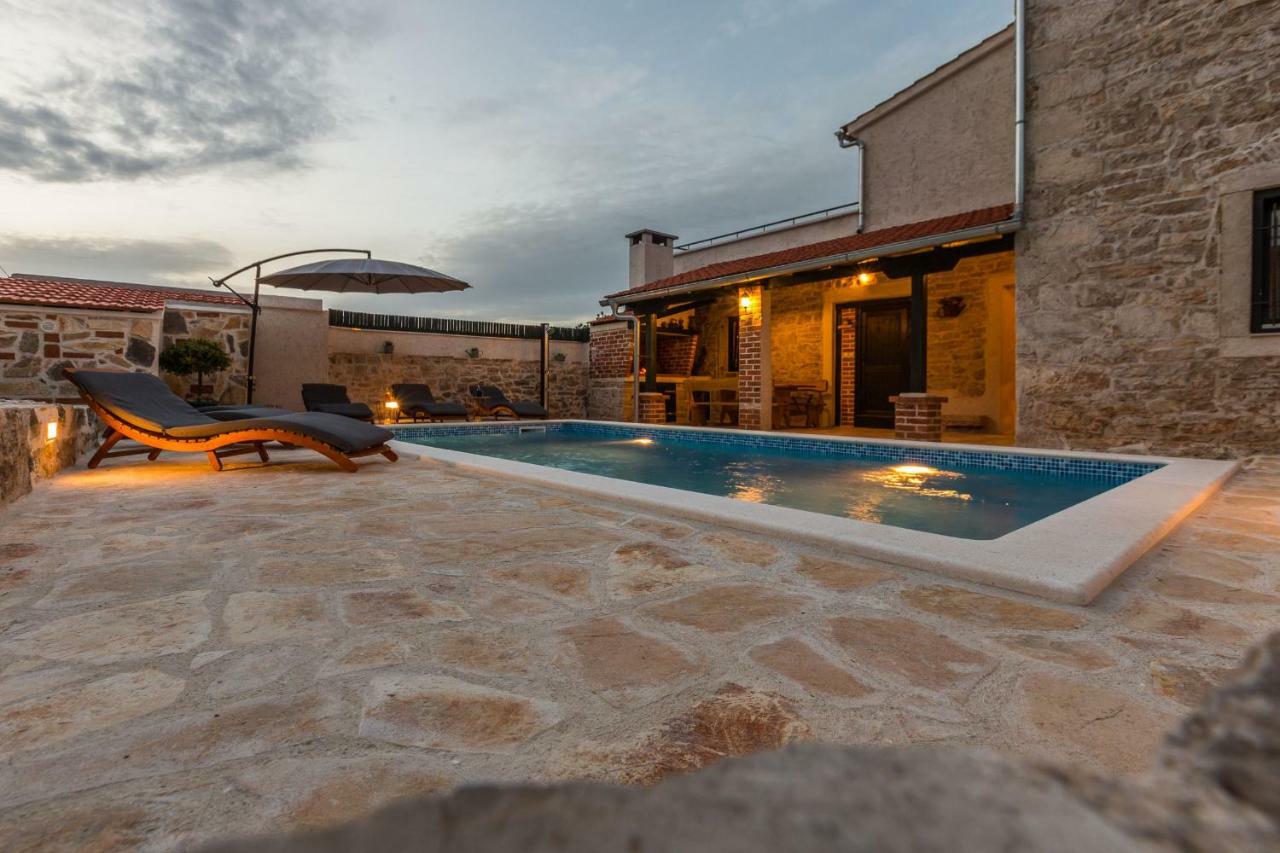 Villa Mia Sukošan Buitenkant foto