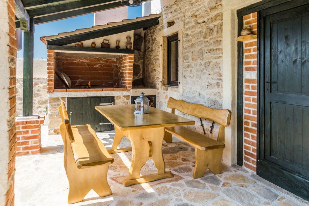 Villa Mia Sukošan Buitenkant foto