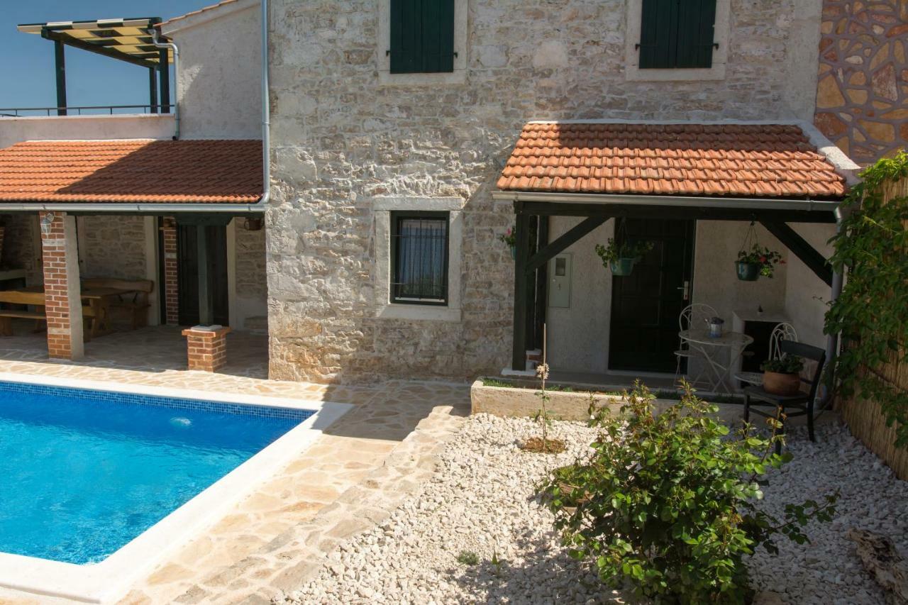 Villa Mia Sukošan Buitenkant foto