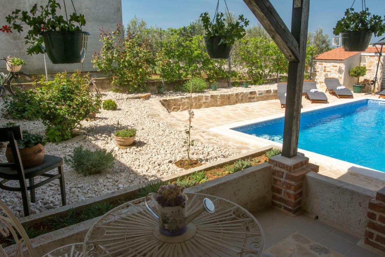 Villa Mia Sukošan Buitenkant foto